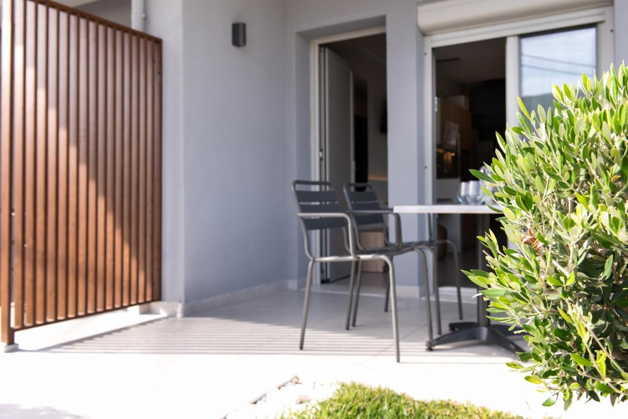 Afros Suites Olympiada Bagian luar foto
