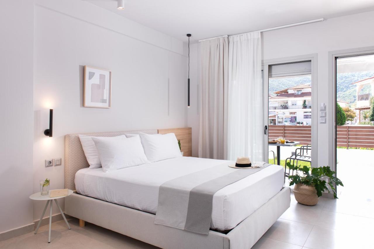 Afros Suites Olympiada Bagian luar foto